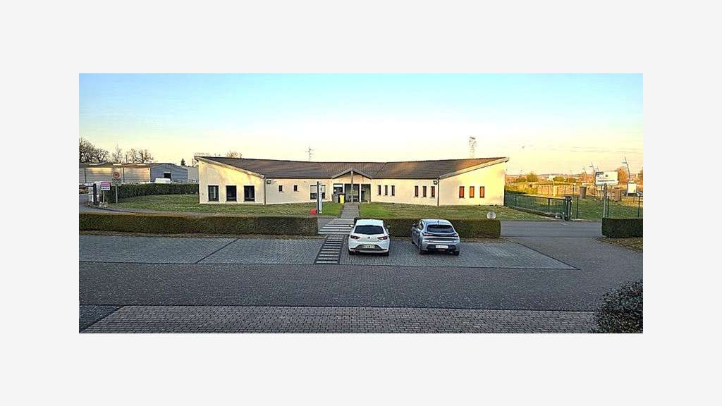 Local professionnel 120m² à Marange Silvange