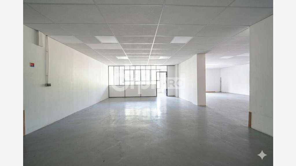 Bureaux à louer 260m² à Marcilly-d'Azergues