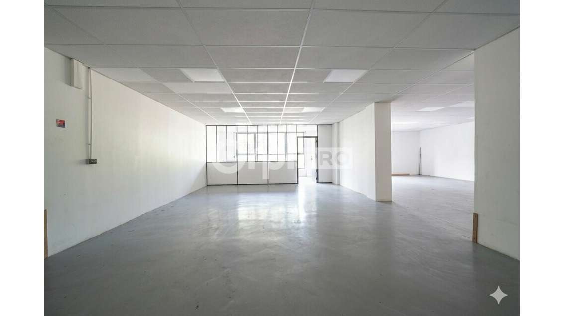 Bureaux à louer 260m² à Marcilly-d'Azergues