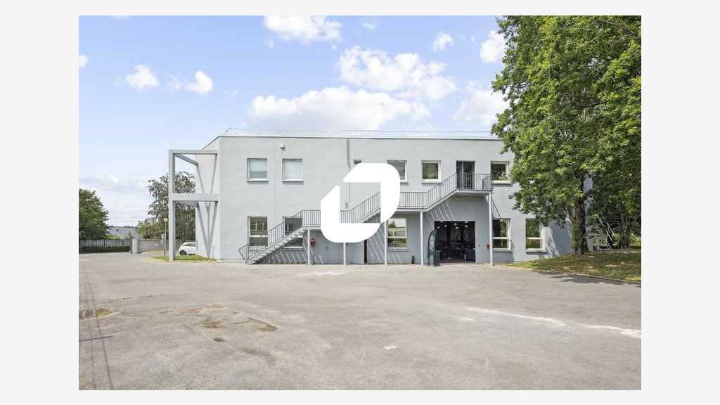 A louer Bureaux 300m² Marcoussis