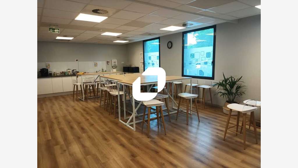 A louer Bureaux 556m² Marcq en baroeul