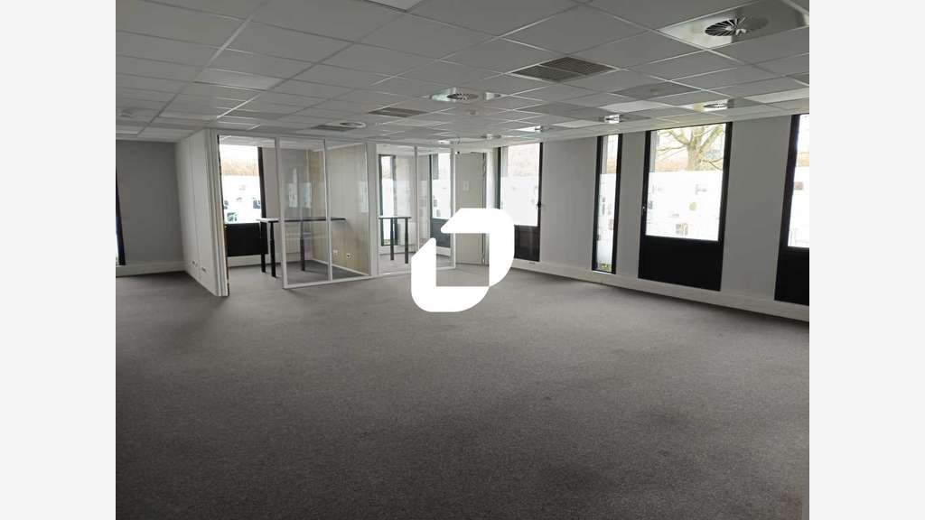 A louer Bureaux 556m² Marcq en baroeul