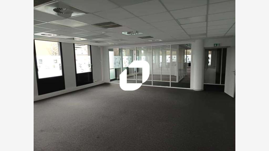 A louer Bureaux 556m² Marcq en baroeul