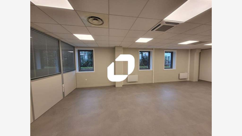 A louer Bureaux 350m² Marcq en baroeul