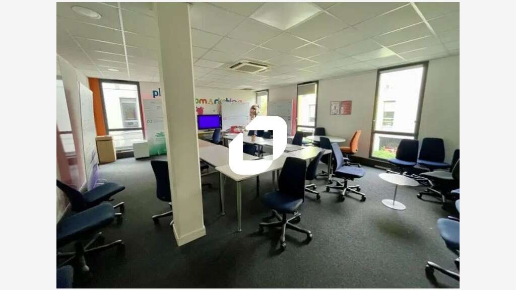 A louer Bureaux 700m² Marcq en baroeul