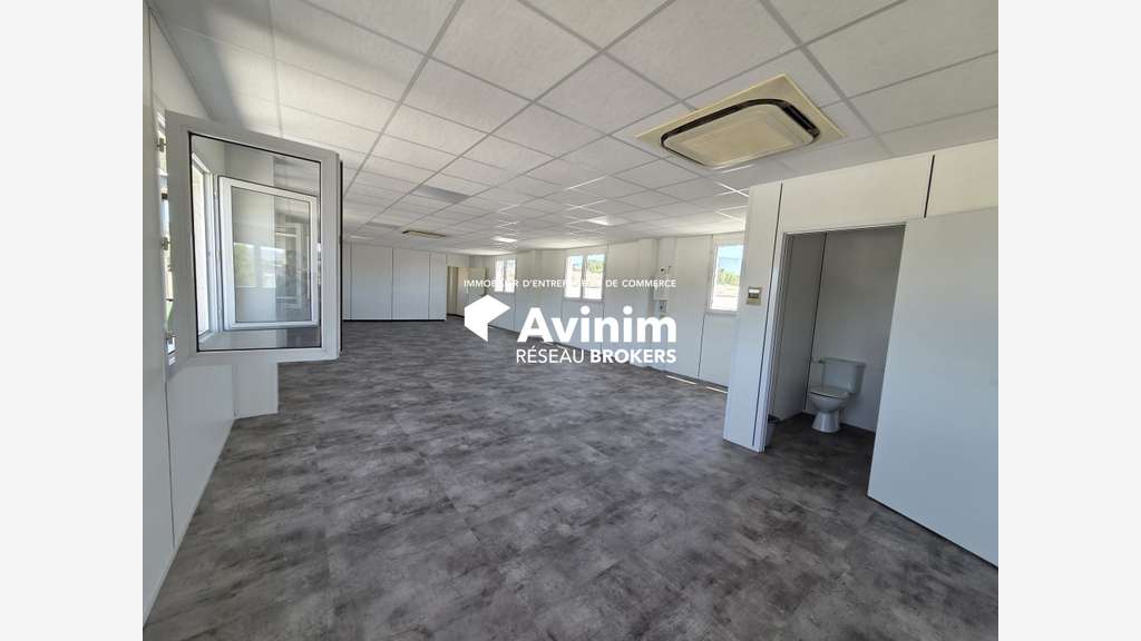 A louer bureaux rénovés de 120m² en za à Marigny
