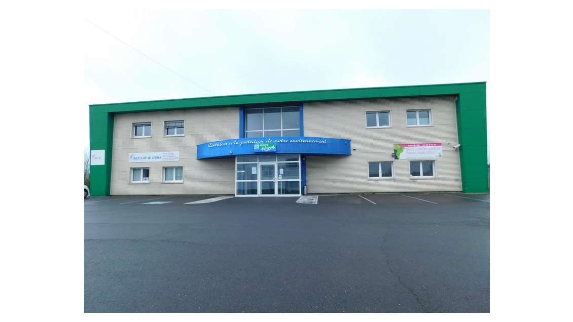 Bureaux 288m² R+1 à louer à Marly