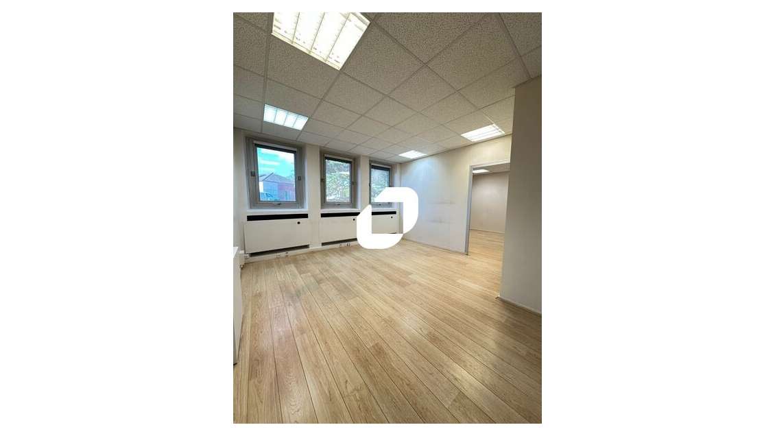 A louer Bureaux 97m² Marly le roi