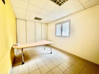 Location Locaux d'activités - Entrepôts à Marmande