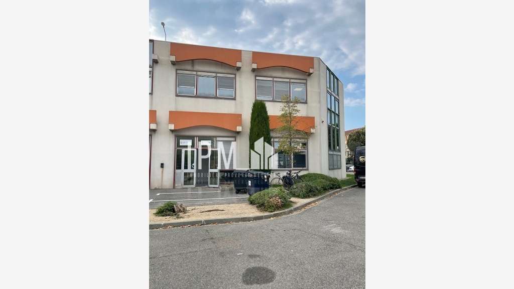 Bureaux 214m² à louer à Marseille 10e Capelette