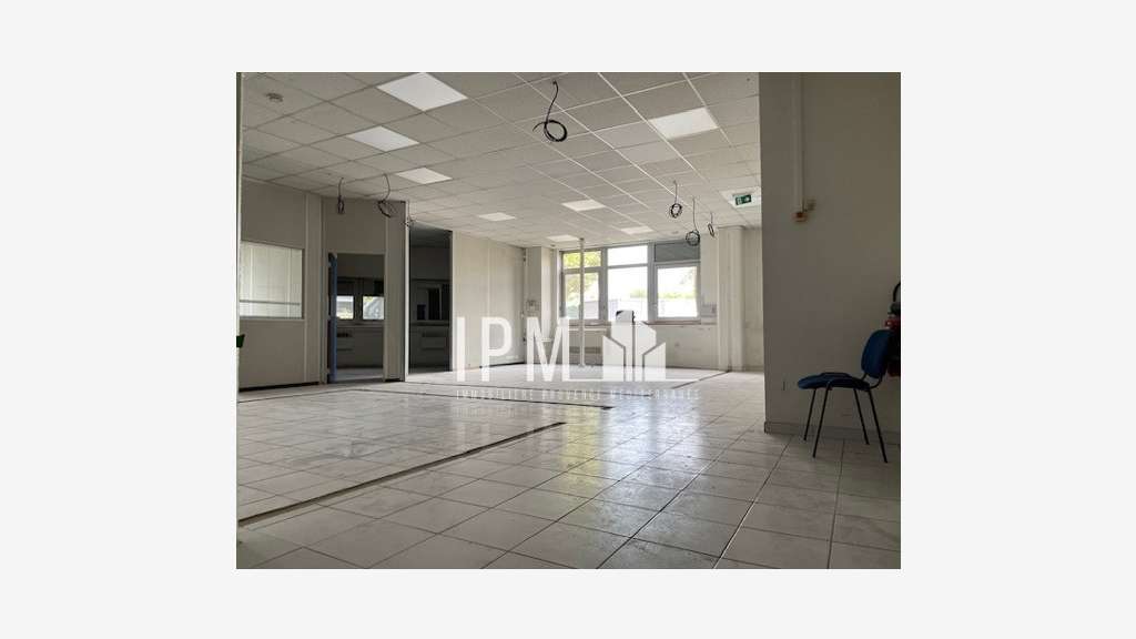 Bureaux 214m² à louer à Marseille 10e Capelette