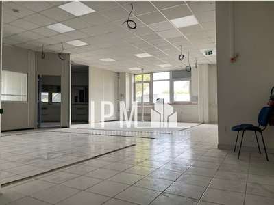 Bureaux 214m² à louer à Marseille 10e Capelette 