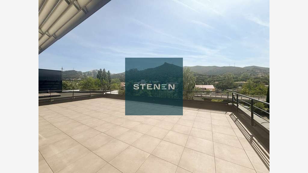 Location bureaux 903m² R+1 Marseille 11e Valentine