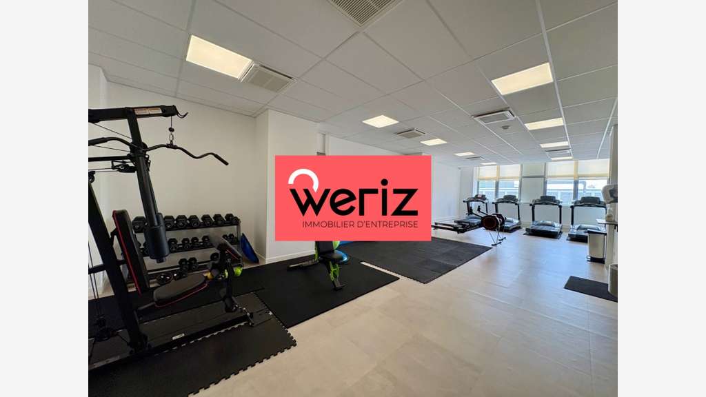 Location bureaux lumineux 250m² à Marseille 13011