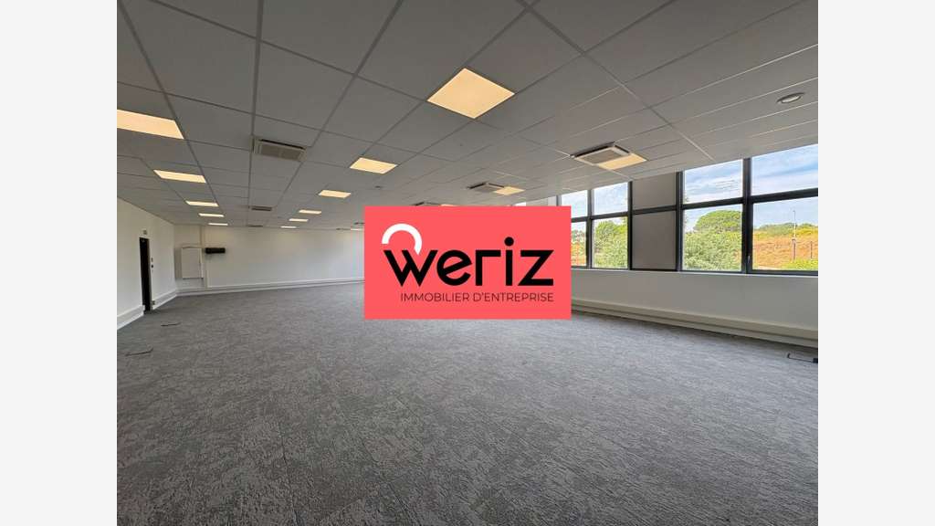 Location bureaux lumineux 250m² à Marseille 13011