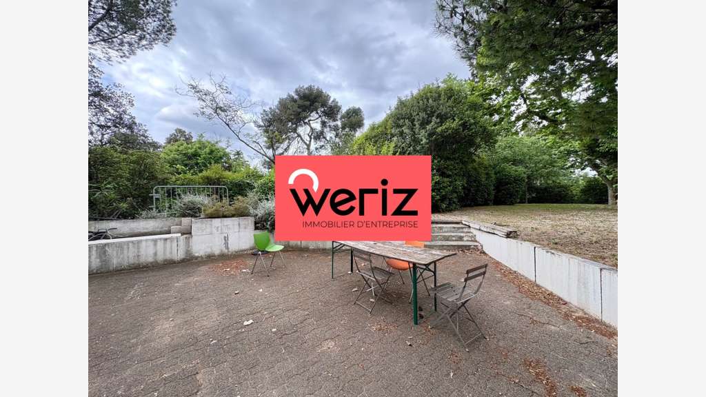 A louer bureaux 398m² avec jardin Marseille 13011