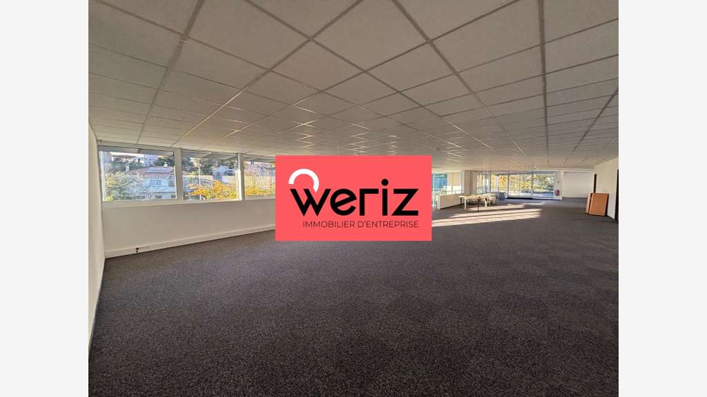 Loue bureaux 903m² avec terrasses Marseille 13011