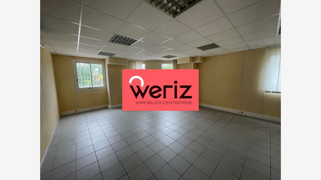 Location local mixte 298m² à Marseille 13e