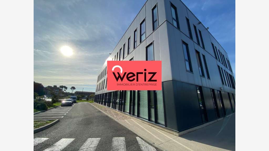 A louer bureaux de 160m² 5 parkings à Marseille 13