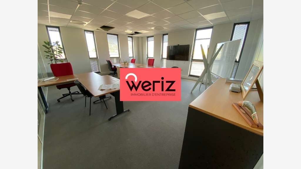A louer bureaux de 160m² 5 parkings à Marseille 13