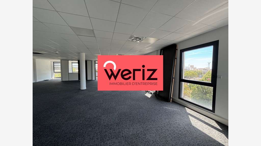 Location bureaux rénovés 874m² à Marseille 14e