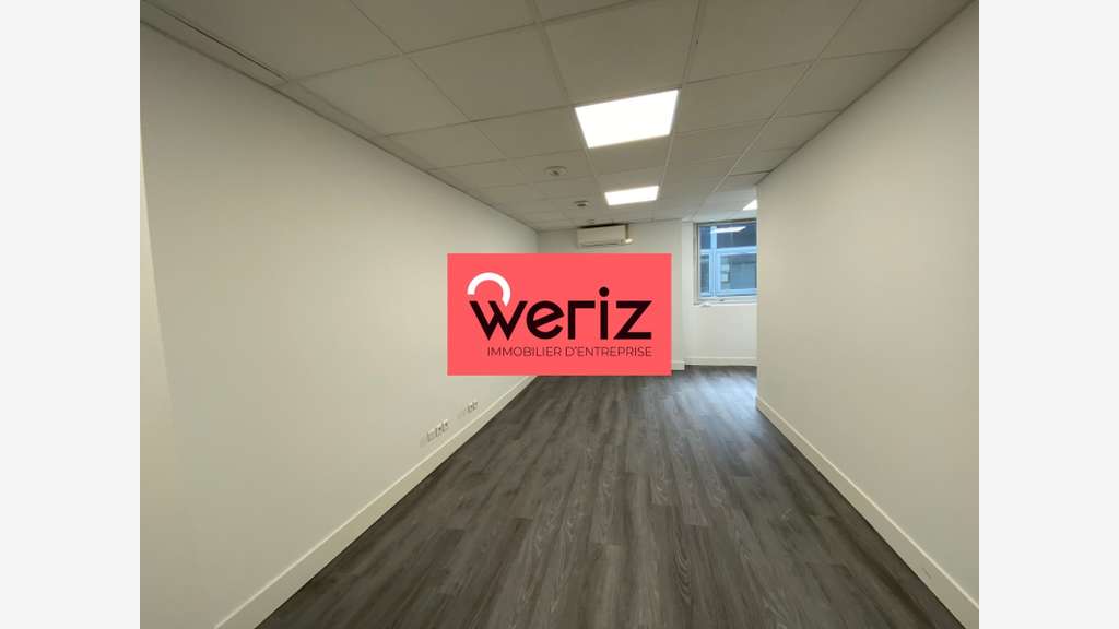 Location bureaux 100m² vue mer Marseille 13014