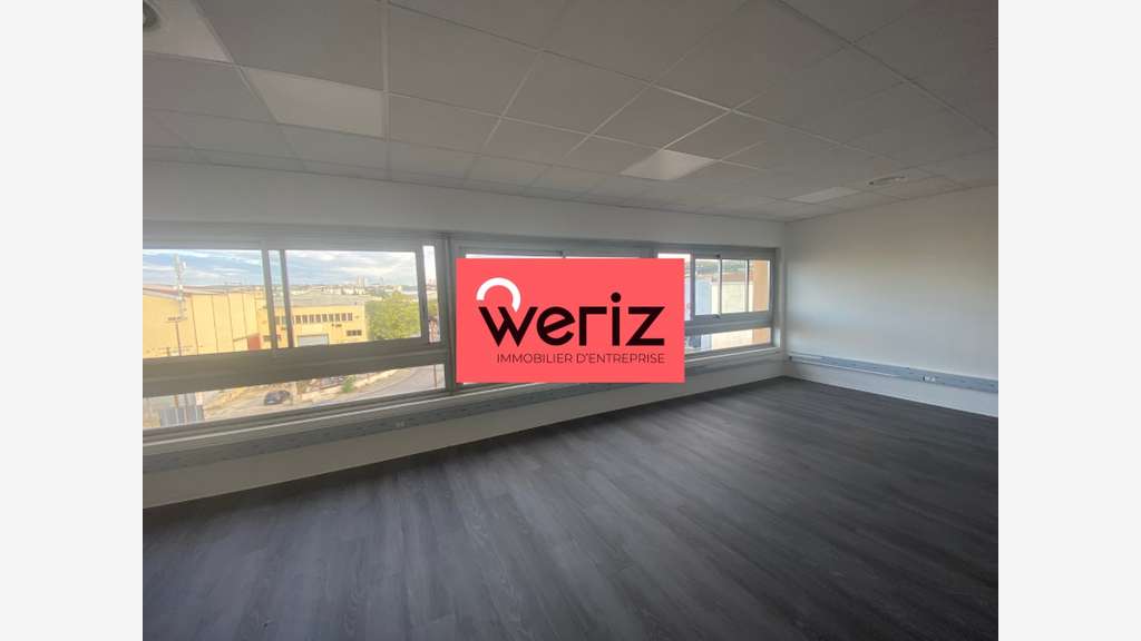 Location bureaux 100m² vue mer Marseille 13014