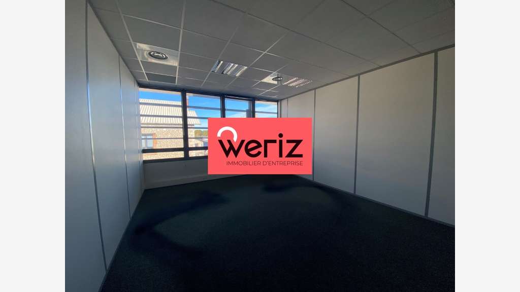 A louer bureaux 1563m² zone franche Marseille