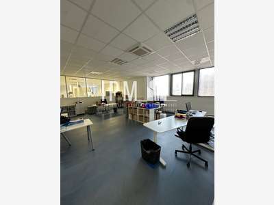 A louer bureaux 761m² très bon état Marseille 14e