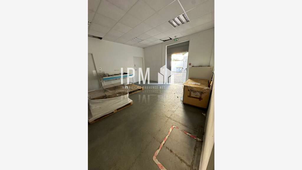 A louer bureaux 761m² très bon état Marseille 14e