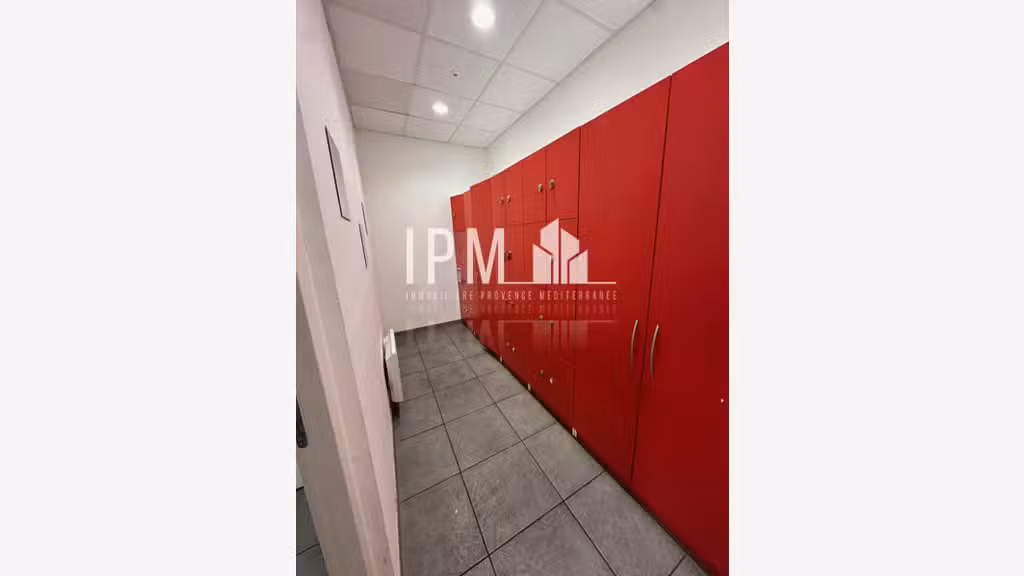A louer bureaux 761m² très bon état Marseille 14e