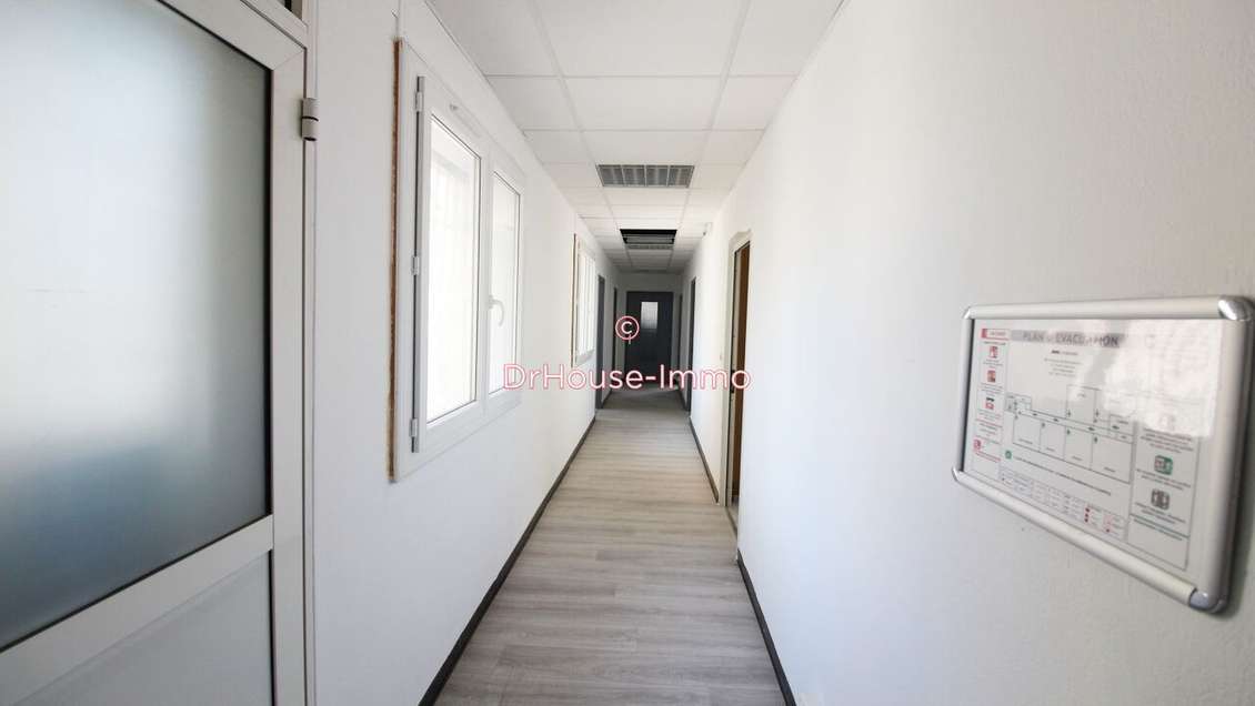 A louer bureaux de 110m² à Marseille 15 la Delorme