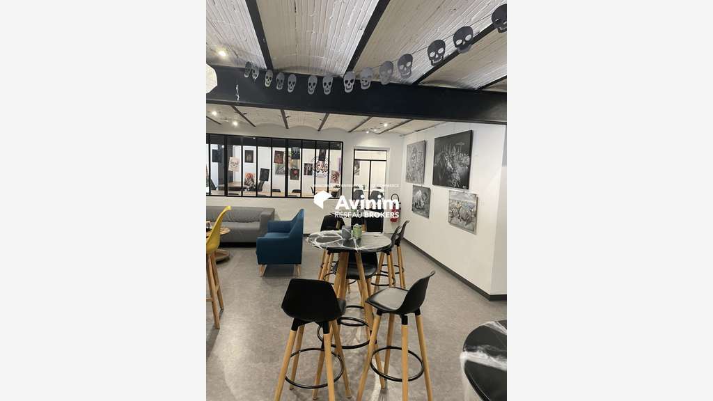 A louer bureaux dans centre d affaire St Antoine