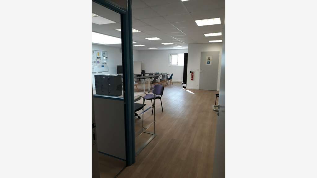 Bureaux 85m² à louer Marseille 16e Saumaty Séon