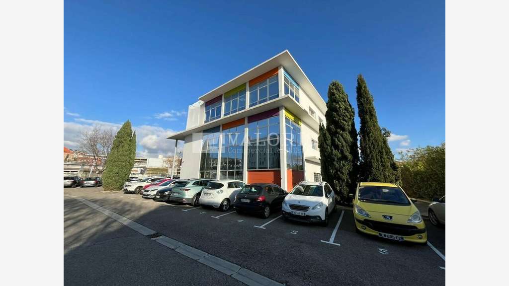 Bureaux 130m² à louer à Marseille Saint-André