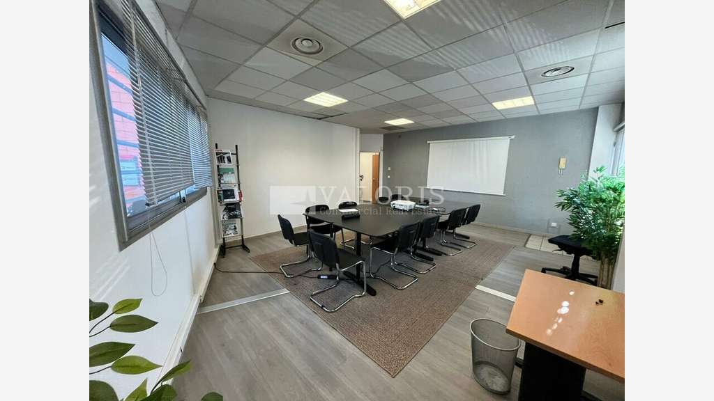 Bureaux 130m² à louer à Marseille Saint-André