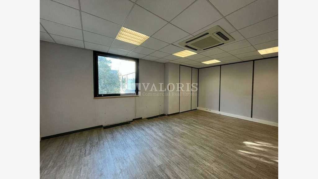 Bureaux en parfait état à louer à Marseille 16e