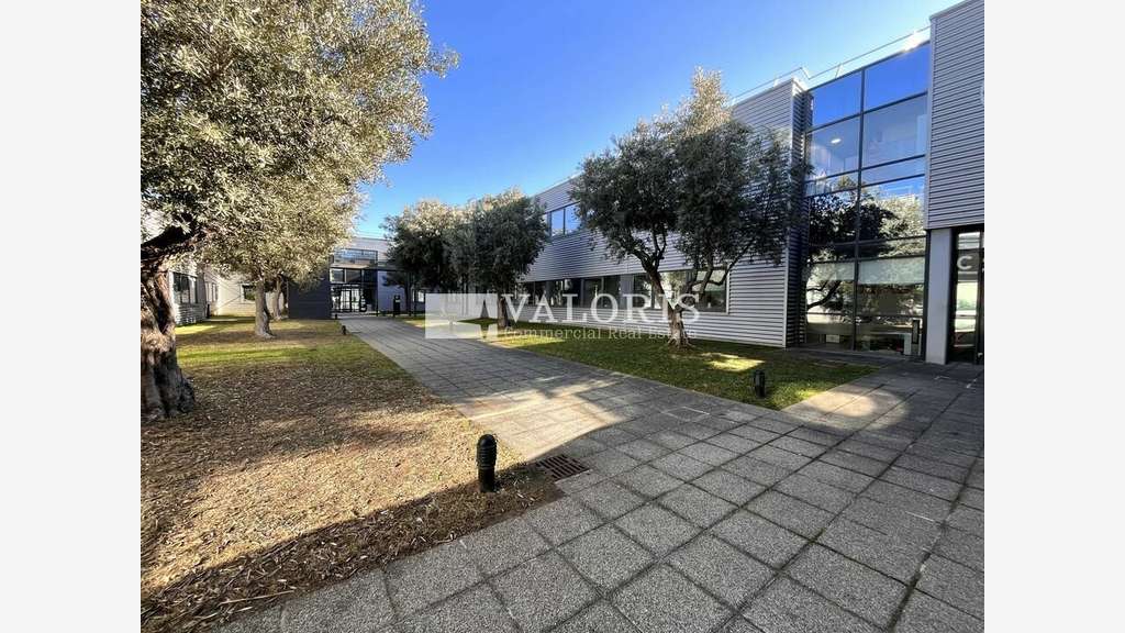 Bureaux en parfait état à louer à Marseille 16e