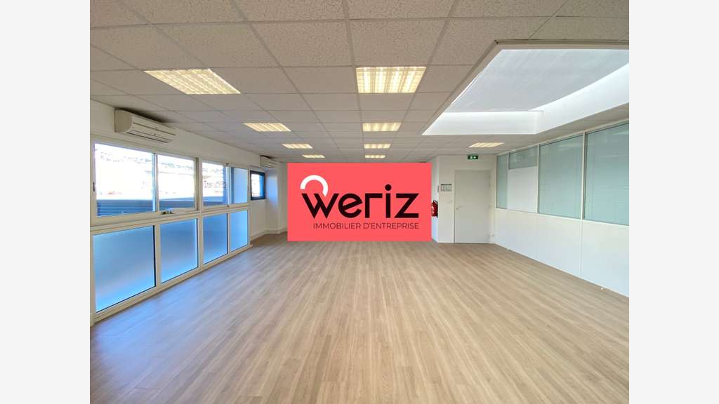 vous propose à la location, une surface de 8