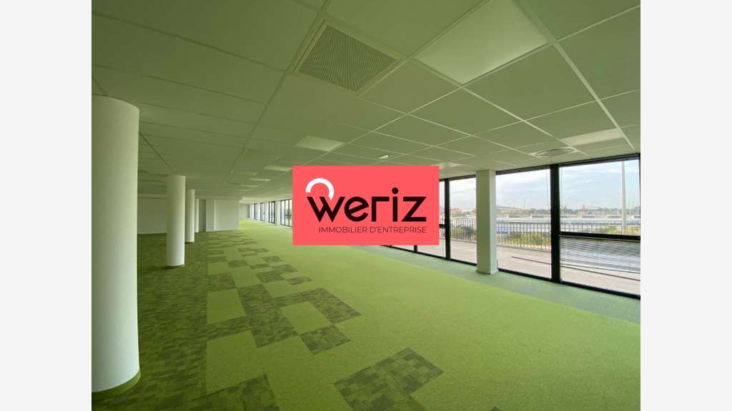Location bureaux de 100m² vue mer Marseille 13016