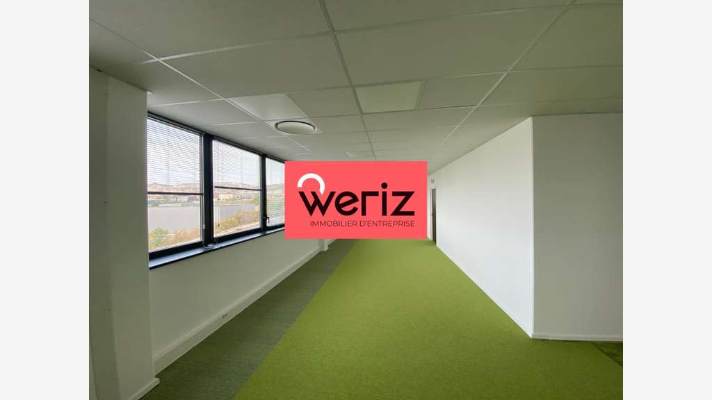 Location bureaux de 100m² vue mer Marseille 13016
