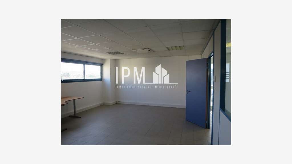 Bureaux 137m² à louer St Henri 13016