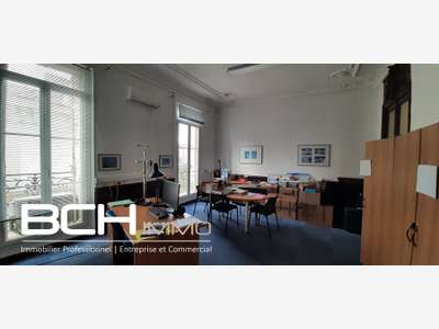 Location bureaux 303m² Gare St Charles Métro 