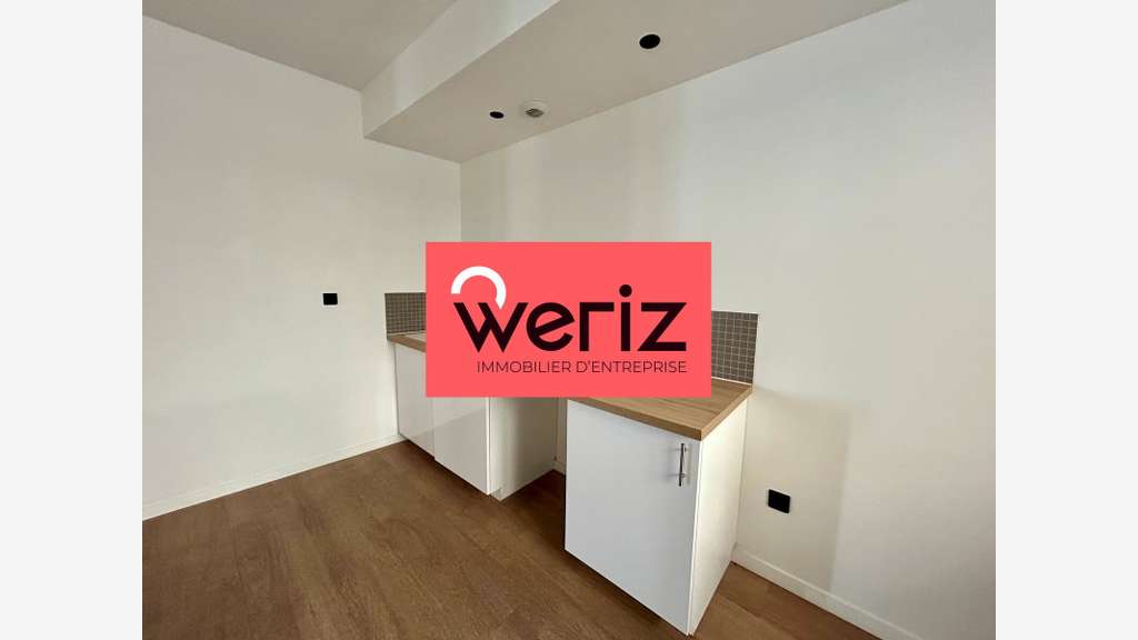 Location bureaux prestigieux 205m² à Marseille 1er