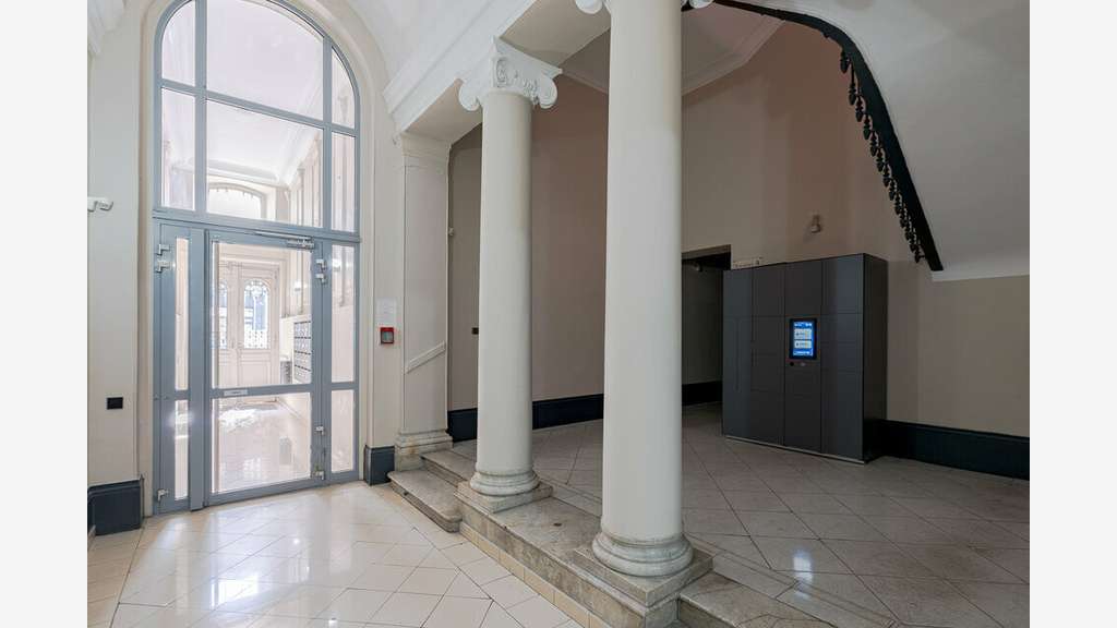 A louer bureau 131m² Marseille 1er République