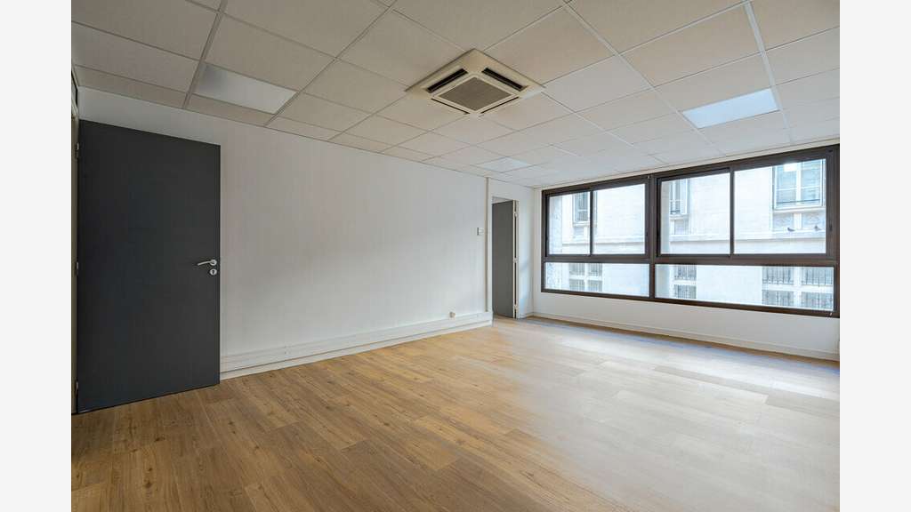 A louer bureau 131m² Marseille 1er République