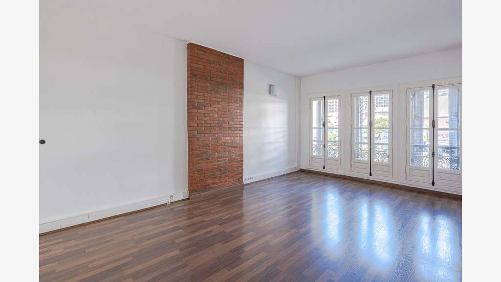Bureaux de 60 m² non divisibles à Louer à MARSEILL