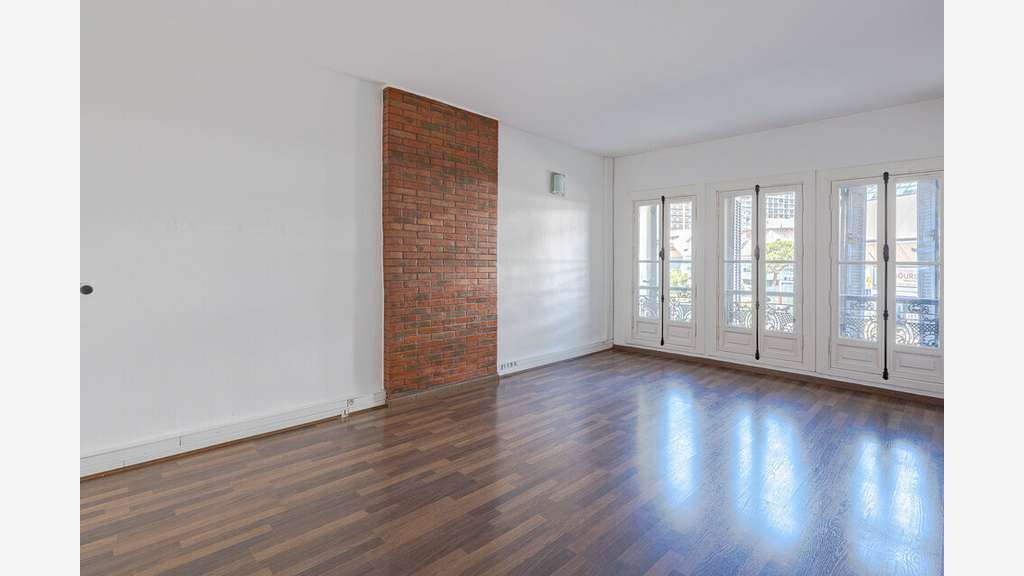 A louer bureaux 60m² lumineux à Marseille 13001