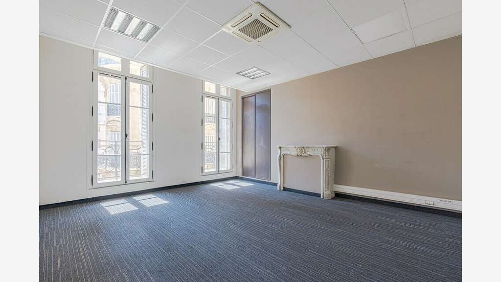 Loue bureaux 70m² lumineux Marseille République