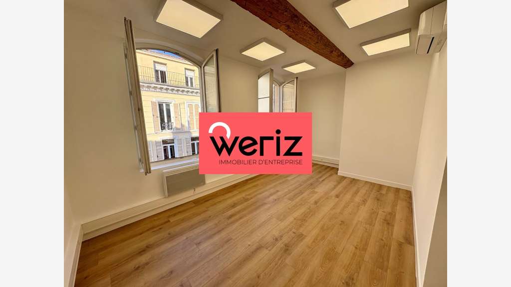 A louer bureaux lumineux 69m² centre Marseille